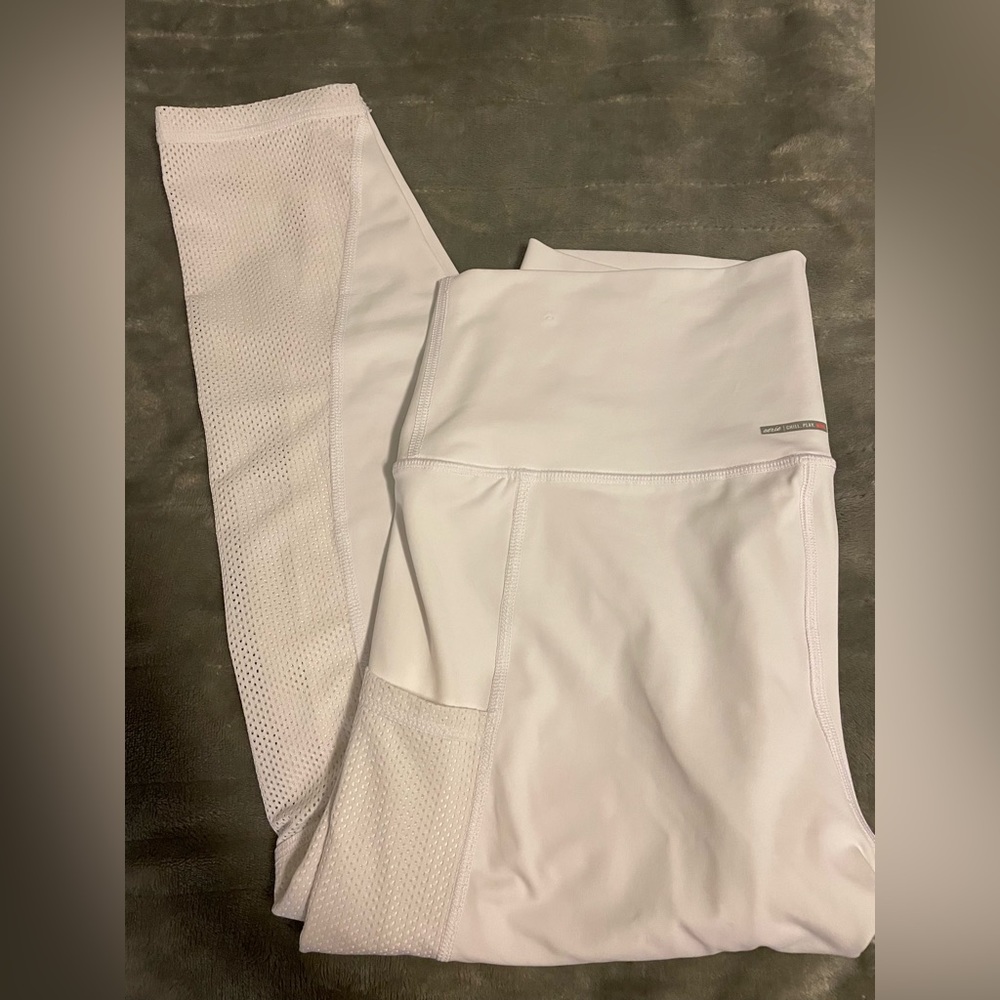 White Aerie leggings size large short